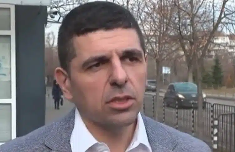 Новото правителство едва заработи, а от опозицията се готвят да поискат вот на недоверие 1
