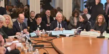 Депутатите взеха решение в комисия – удължават се компенсациите за тока за бизнеса ОБЗОР 5
