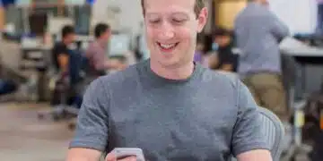Шефът на фейсбук Марк Зукърбърг с големи далавери? 1