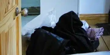 Искрено и лично: Чух моята половинка да споделя на приятеля си, че е с мен заради финансовото ми състояние 9