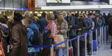 На германските летища опашките на границата растат заради технически повреди 1