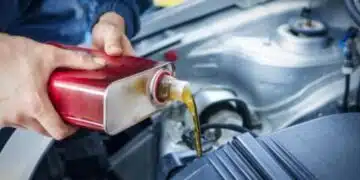 Автоекспертът каза как да разберем кога е време да сменим двигателното масло в колата си 7