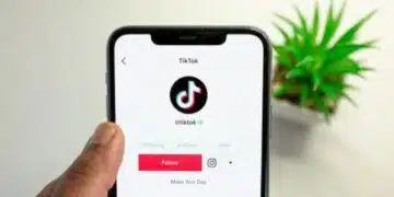 Коментар на деня: TikTok трябва да бъде забранен в България 5