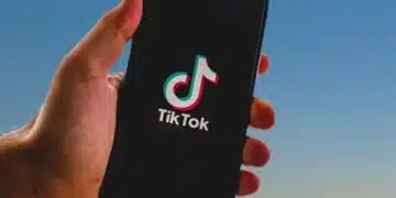 Нов безобразен тренд в TikTok, който може много да навреди на децата – състезават се по пиене на парацетамол – какво се знае 2