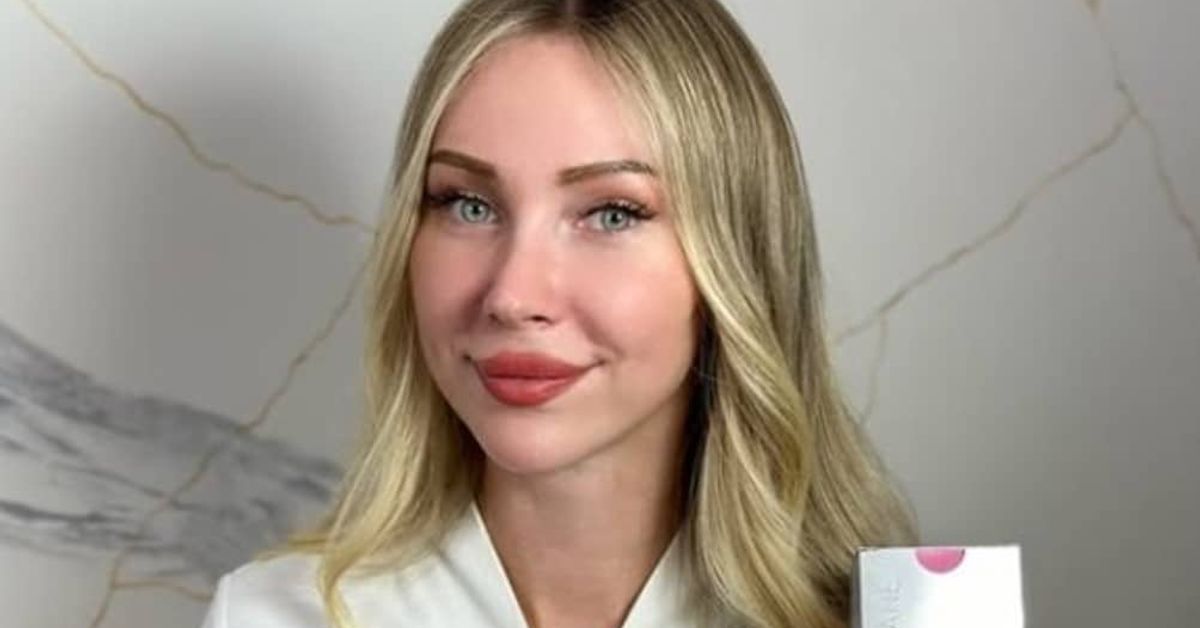 Арина, която постови ботокс на жени и ги прати в „Пирогов“ е открита – какво се знае Усмихната жена с руса коса представя козметичен продукт LOXANE.