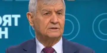 Предложение! У нас полицаи в цивилни атомобили да могат да спират за проверка 1