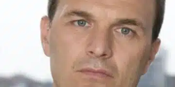 Роден финансов анализатор: Ако не влезем в еврозоната, политиците ще бутнат валутния борд 2