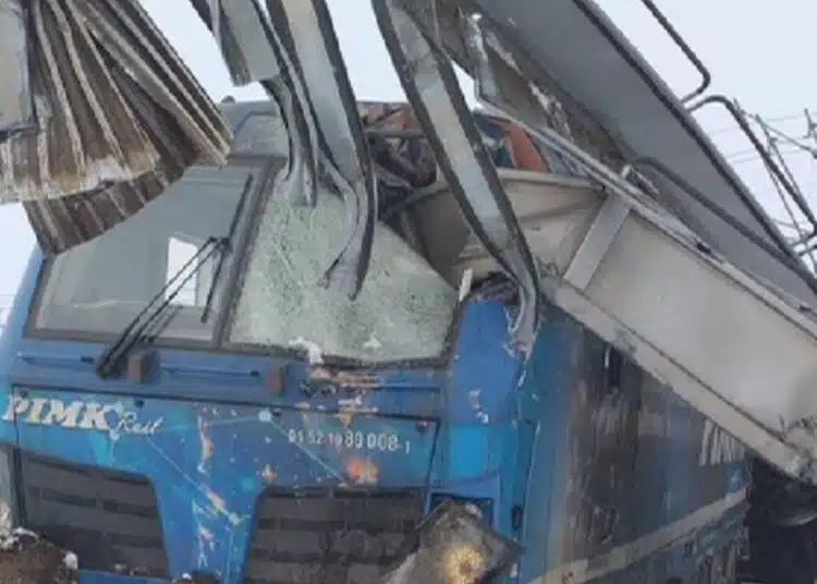 Огромна трагедия! В тежка влакова катастрофа загина машинист на българската фирма "ПИМК" край Крайова 1