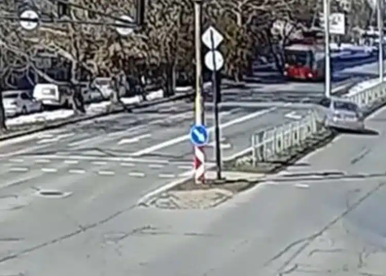 В Ямбол младеж катастрофира след опит за дрифт 1