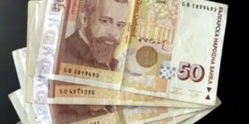 За по-голяма сигурност голяма банка оперираща у нас подменя картите на клиентите си 2