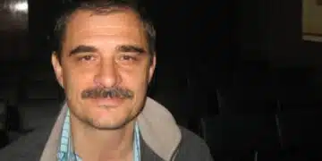 Роден пчелар си го каза: Цената на меда ца килограм трябва да стане поне 20 лева 2