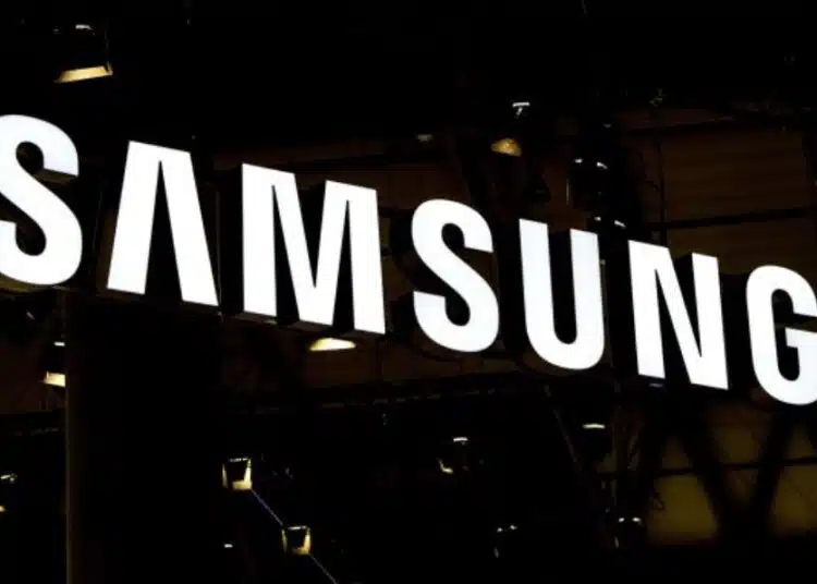 Samsung разработва телефон с тройно сгъване: какво се знае за новата джаджа 1