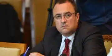 Министър на регионалното развитие: Страната ни закъснява с 15 месеца по всички срокове за саниране на жилищни сгради 2