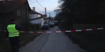 Проговори близък на семейството от село Вакарел, в което се разигра кървавата трагедия: Взимахме ги за пример, даже не се караха 7