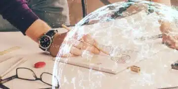 Известни са трите зодии, които ще напуснат работата си през март 1