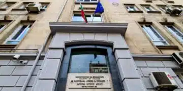 Най-изрядните у нас се оказаха 90 000 българи 13