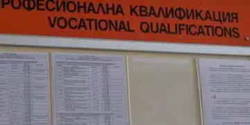 Данни сочат, че хора получават обезщетения, заради това че са в бюрото по труда, а работят в сивата икономика без договори 1