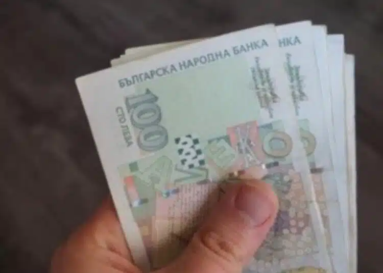 Какво ще се случи със заплатата в страната, когато влезем в еврозоната? 1 Какво ще се случи със заплатата в страната, когато влезем в еврозоната? 1