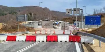 Съседна Гърция затвори важен участък за българите към Бяло море 11