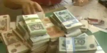 Твърди се, че с приемането на еврото у нас ще се случи същото, което е станало с парите ни през 1999 година 2