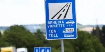 Ново 20! Предлагат тези автомобили да плащат по-скъпи винетки 14