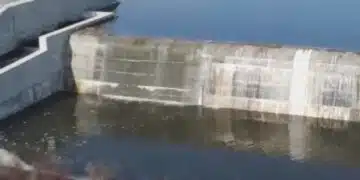 С тревожни темпове намаляват водите на язовир „Йовковци" 2