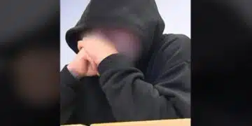 Цяла една държава следи съдебен процес, при който момиче на 11 години има дете от своя втори баща 7