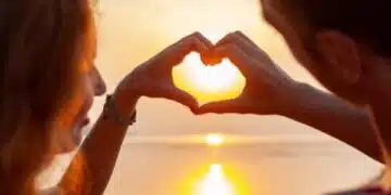 Пламъкът на истинската любов винаги "гори" между тях: 3 двойки зодии със сродни души 15
