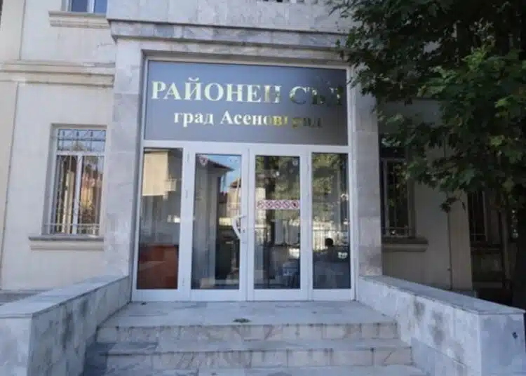 След като 30 годишен не спря на полицаи и шофира без книжка в Асеновград – влиза в затвора 1