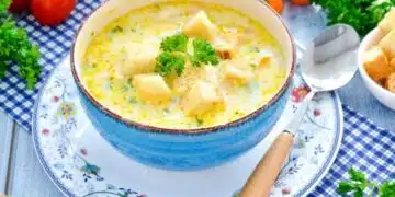 Крем супа от картофи и сирене – комфорт във всяка лъжица! 9