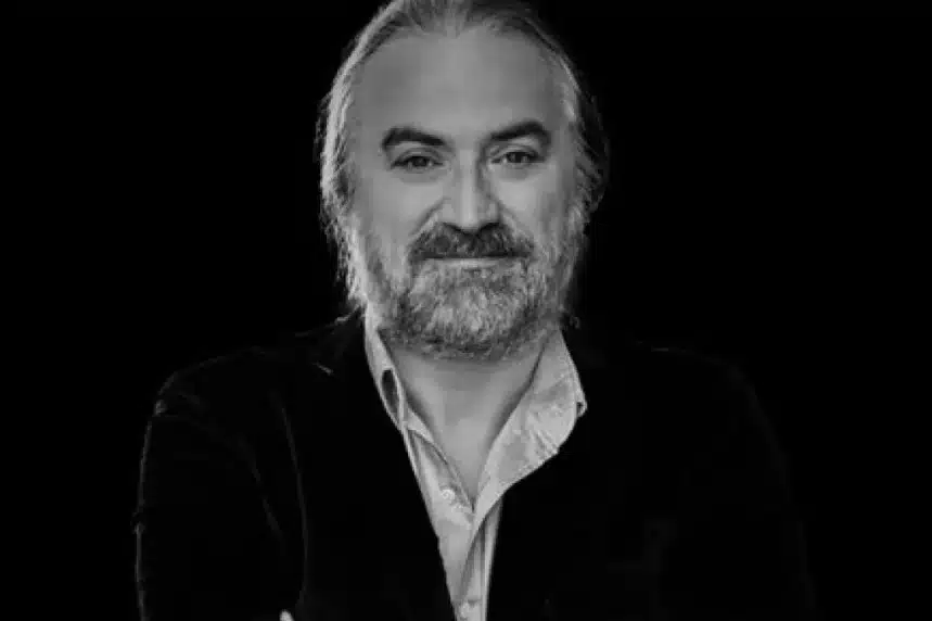 Известен певец напусна нашия свят, поклон! 1
