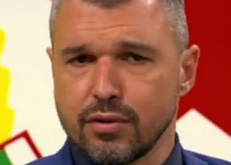 Стана ясна заплатата на Валери Божинов 1