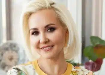 Хороскоп за 11 октомври от Василиса Володина: Раците ще се сблъскат с драстични промени, а Девите - с изпитание на чувствата си 5
