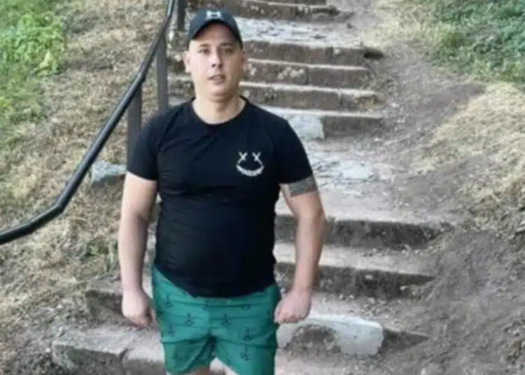 Баща и син изчезнаха мистериозно, преди година момчето отключва шизофрения 1