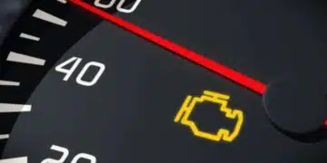 Няколко причини, поради които се появява индикатора Check Engine 1