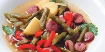 Зеленчукова супа с ловджийски наденички: Уникален вкус и лесно приготвяне 1
