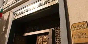 За първото тримесечие МФ очаква дефицит в размер на 1,9 млрд. лева 2