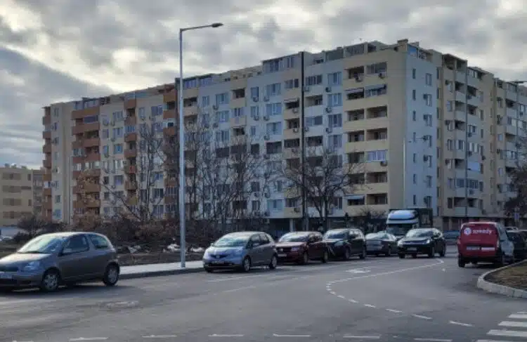 В наш красив град на млади семейства не им се чака, търсят напълно готов и обзаведен дом: Ето защо 1