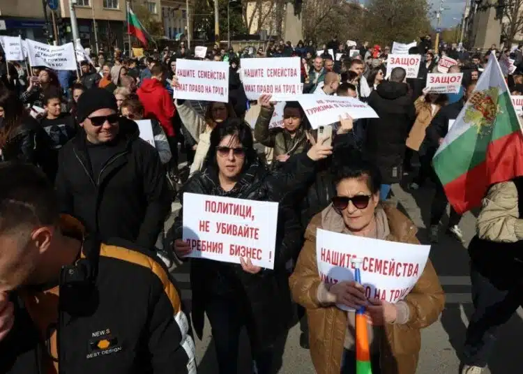 За по-ниско ДДС ресторантьори протестираха в София 1