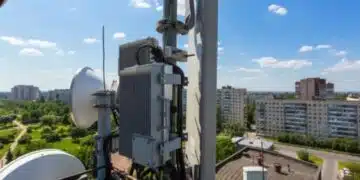 Огромна трагедия! В град Бургас работник загина след падане от антена на мобилен оператор 8