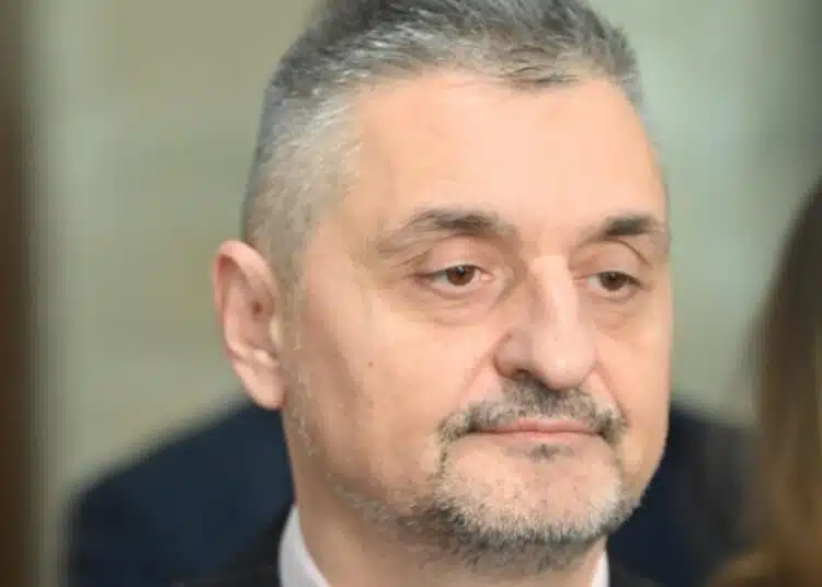 Кирил Добрев с коментар за днешните проблеми в телекомите 1