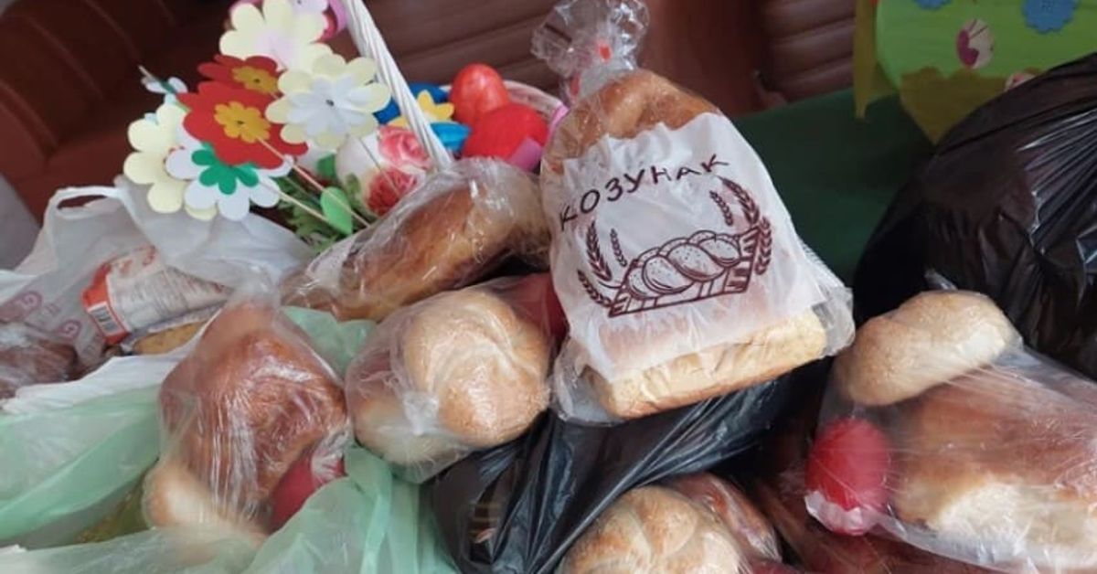 В Кюстендил стартира благотворителна кампания за Великден Опаковани козунаци, хляб и червени великденски яйца.