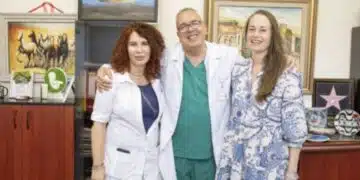 Добрият пример! 46 годишна родилка бе спасена от акушер-гинеколозите на „Майчин дом“ 9