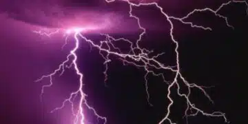 Бъдете предупредени! У нас днес на много места – гръмотевични бури 10