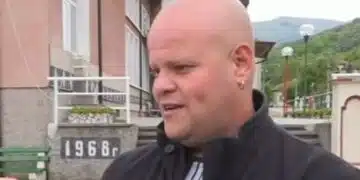 Роден кмет напусна поста си, за да стане шофьор, споделя, че заплатата не стигала 1