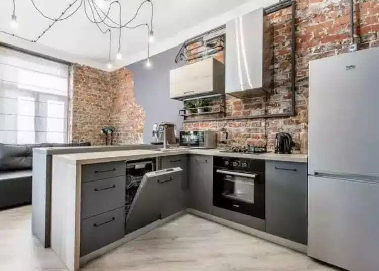 Кой полилей е подходящ за малка кухня: 5 решения, които ще добавят светлина и пространство 1