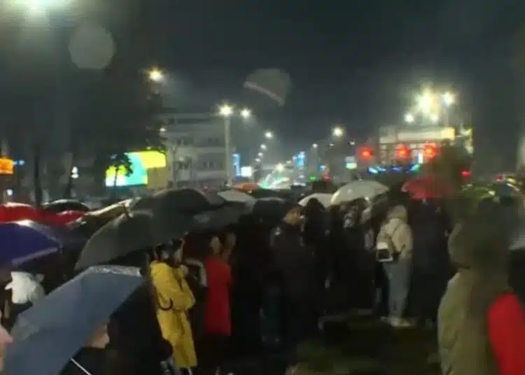 След трагедията в "Пулс" в Кочани излязоха на нов протест 1