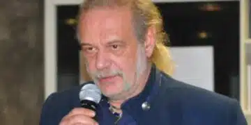 Роден професор с топ коментар: Един ватман взима със 100 лв повече от моята заплата в университета и иска още 400 лв 7