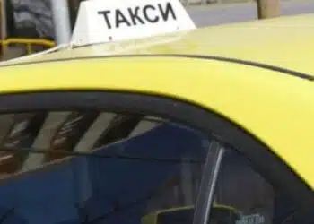 Добрият пример! Анонимен мъж плати 5000 лева на таксиметрова фирма, за да вози безплатно деца и възрастни хора в София 6 Добрият пример! Анонимен мъж плати 5000 лева на таксиметрова фирма, за да вози безплатно деца и възрастни хора в София 6
