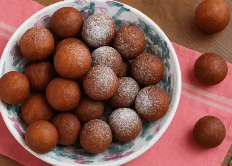 Въздушни топчета с извара: Вкусът на детството във вашата кухня 1